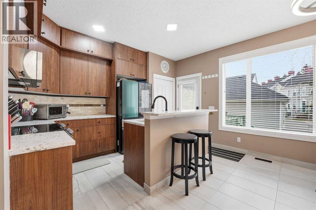 23 Prestwick Park Se, Calgary, Alberta  T2Z 3V3 - Photo 3 - A2300245