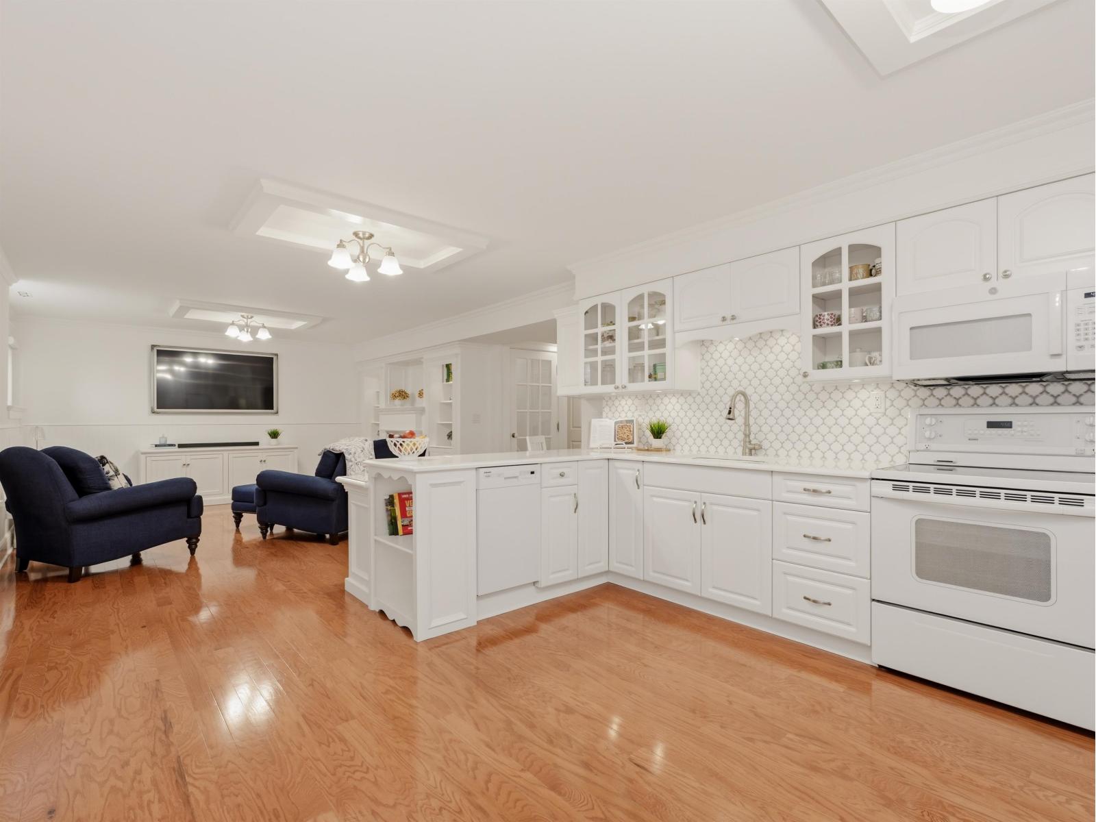 15430 34a Avenue, Surrey, British Columbia  V3Z 2L3 - Photo 30 - R3113562