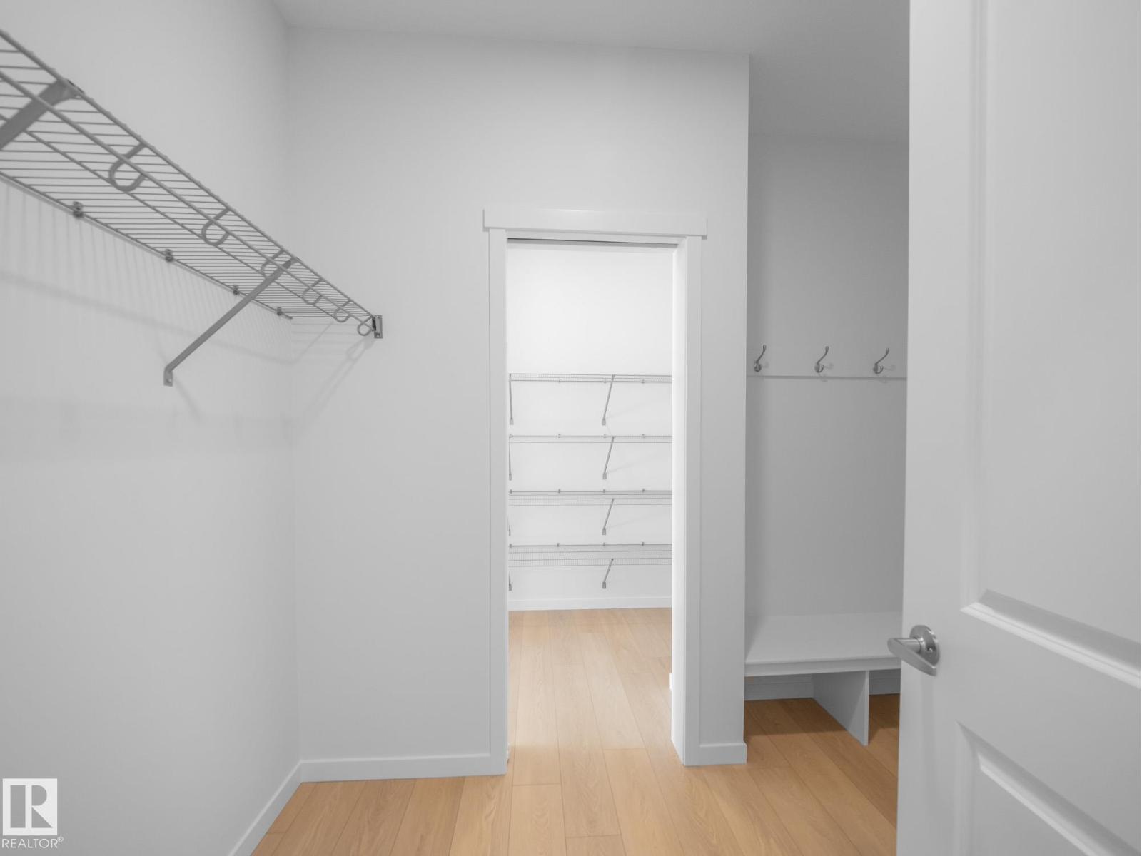 6957 176a Av NW, Edmonton, Alberta  T5Z 0X8 - Photo 10 - E4477071