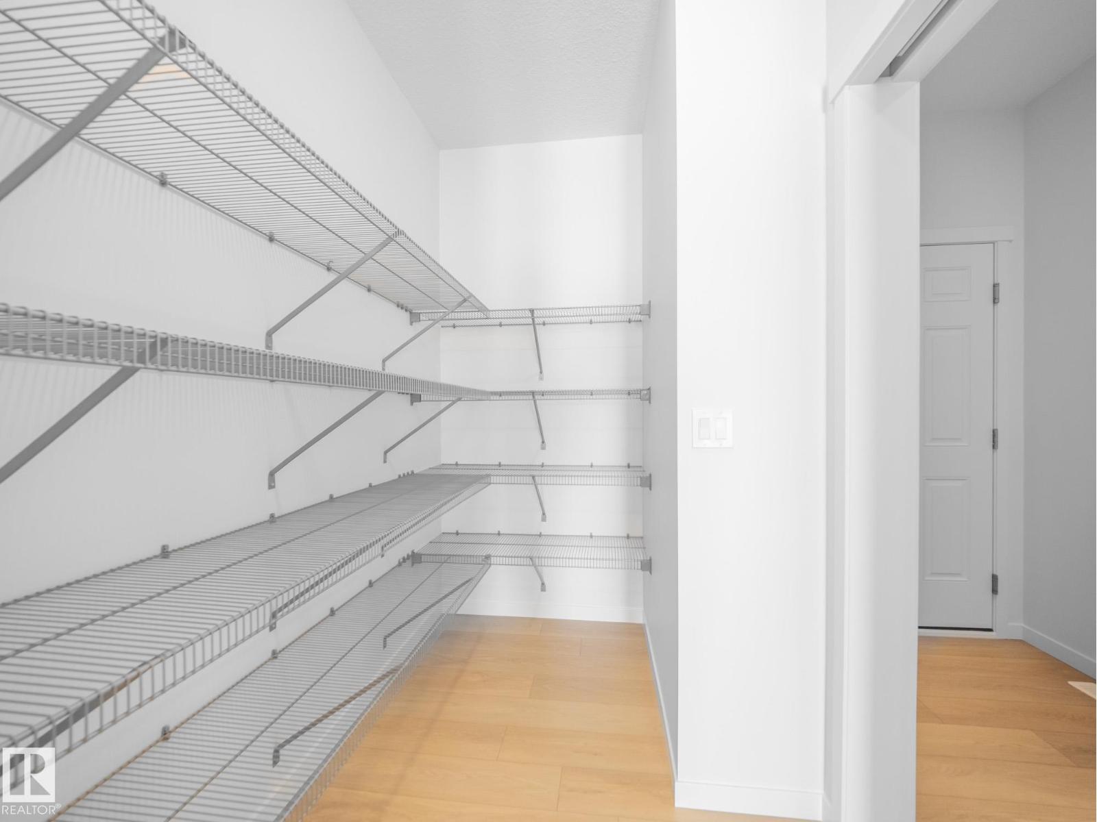 6957 176a Av NW, Edmonton, Alberta  T5Z 0X8 - Photo 11 - E4477071