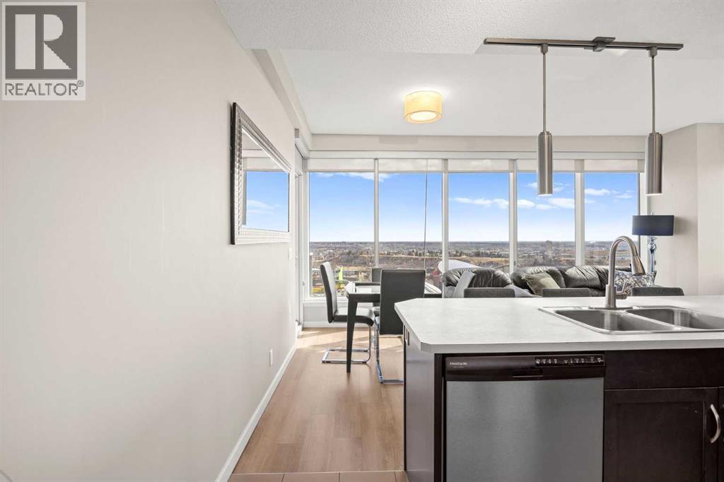 2402, 1320 1 Street Se, Calgary, Alberta  T2G 0G8 - Photo 4 - A2300790