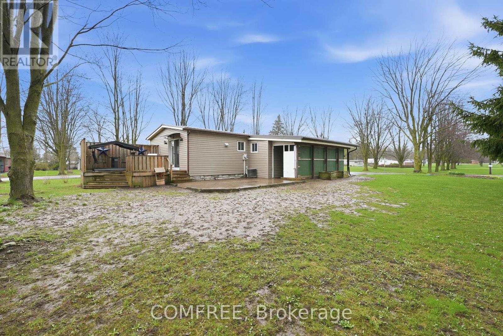 229 Beech Street, Perth East (Crystal Lake), Ontario  N5A 6S6 - Photo 2 - X13022568