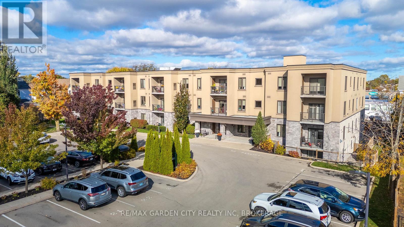 307 - 16 Sullivan Avenue