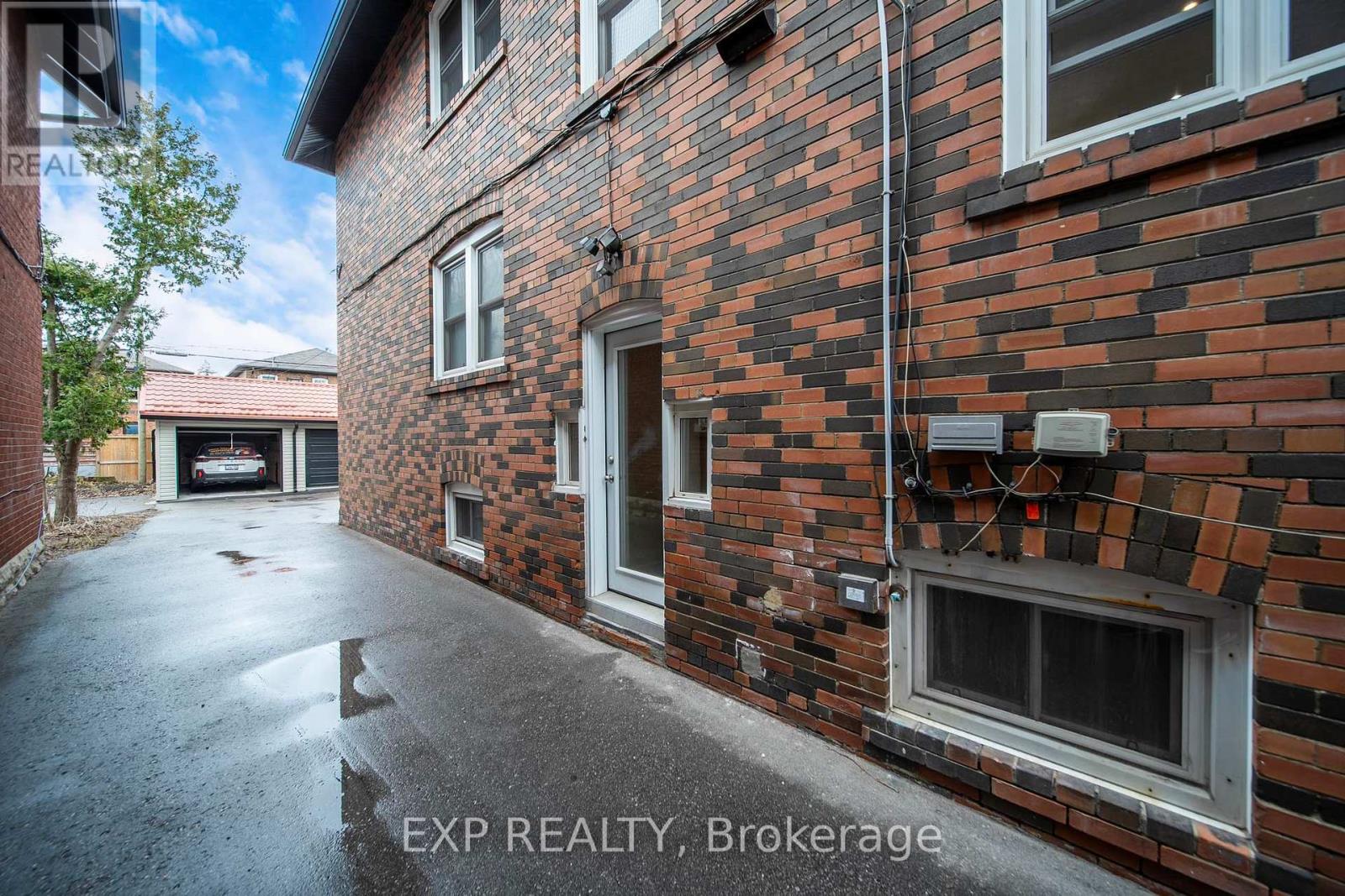 Third Floor - 896 Avenue Road, Toronto, Ontario  M5P 2K6 - Photo 27 - C13022518