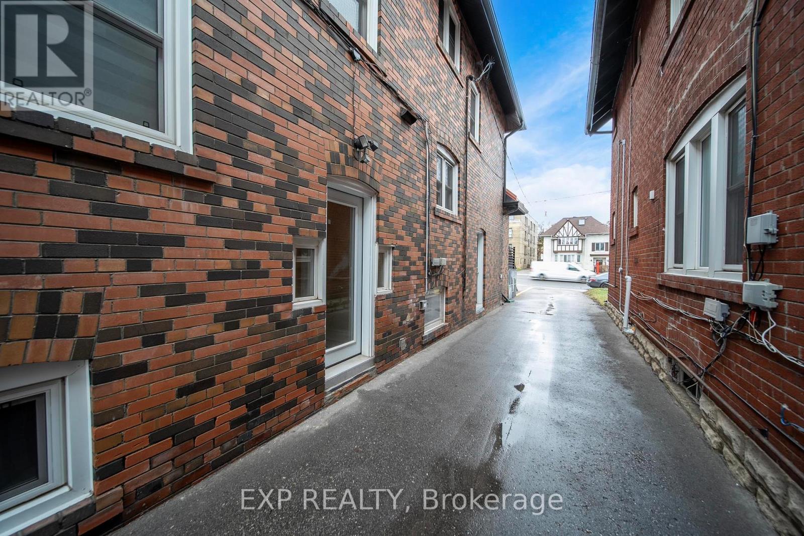 Third Floor - 896 Avenue Road, Toronto, Ontario  M5P 2K6 - Photo 28 - C13022518