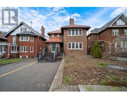 THIRD FLOOR - 896 AVENUE ROAD, Toronto, Ontario