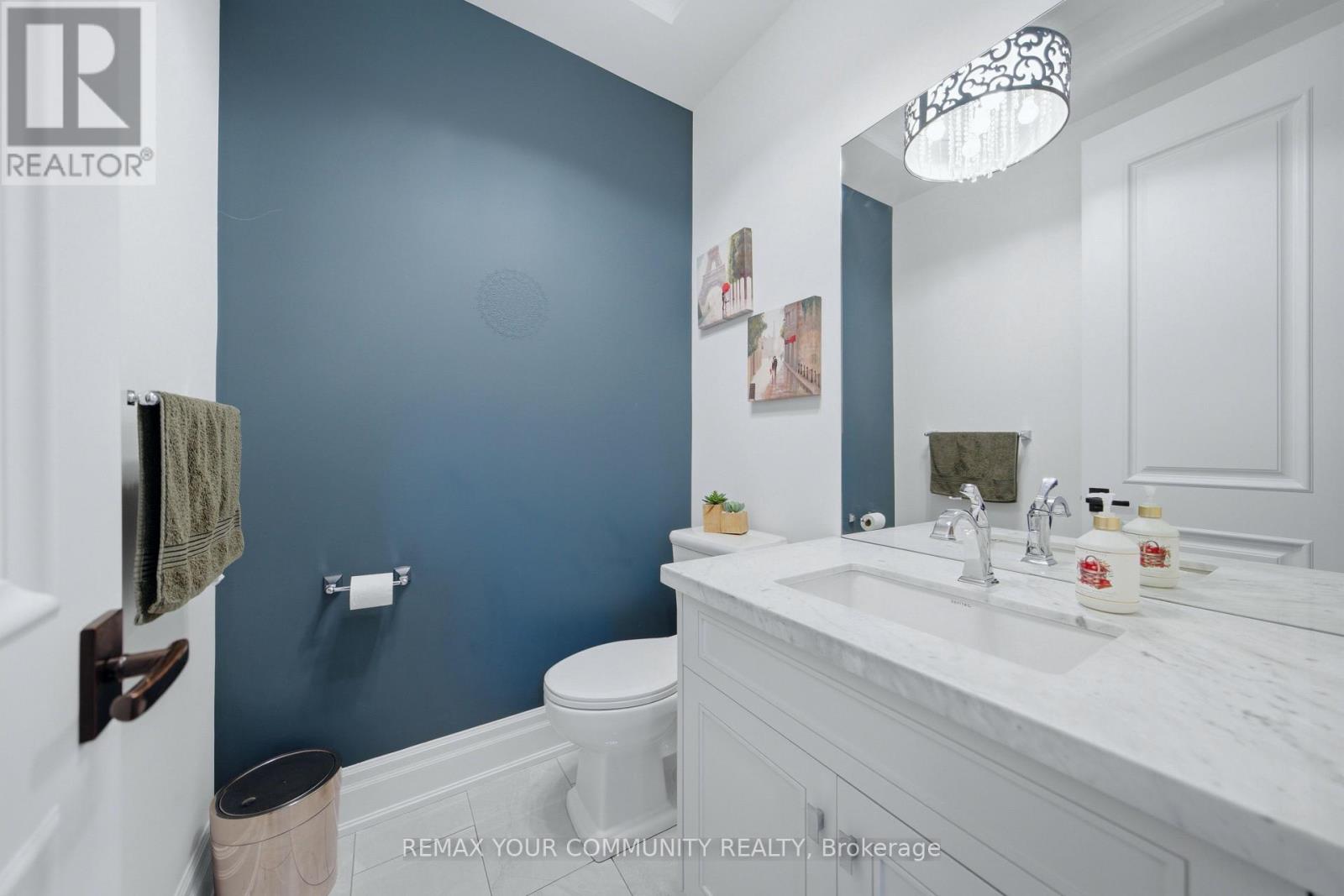 116 Frontenac Avenue, Toronto, Ontario  M5N 1Z8 - Photo 20 - C13022546