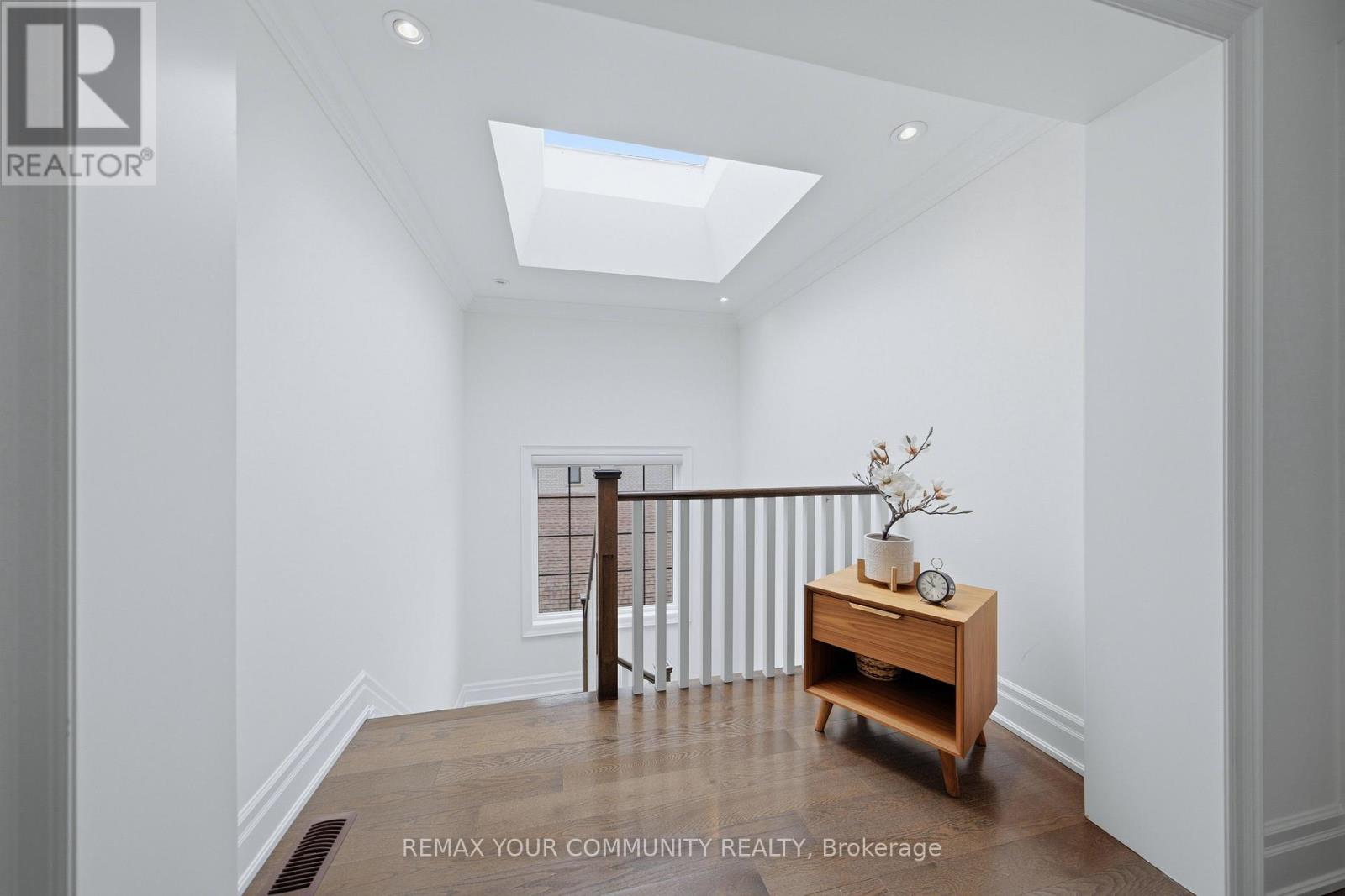 116 Frontenac Avenue, Toronto, Ontario  M5N 1Z8 - Photo 21 - C13022546