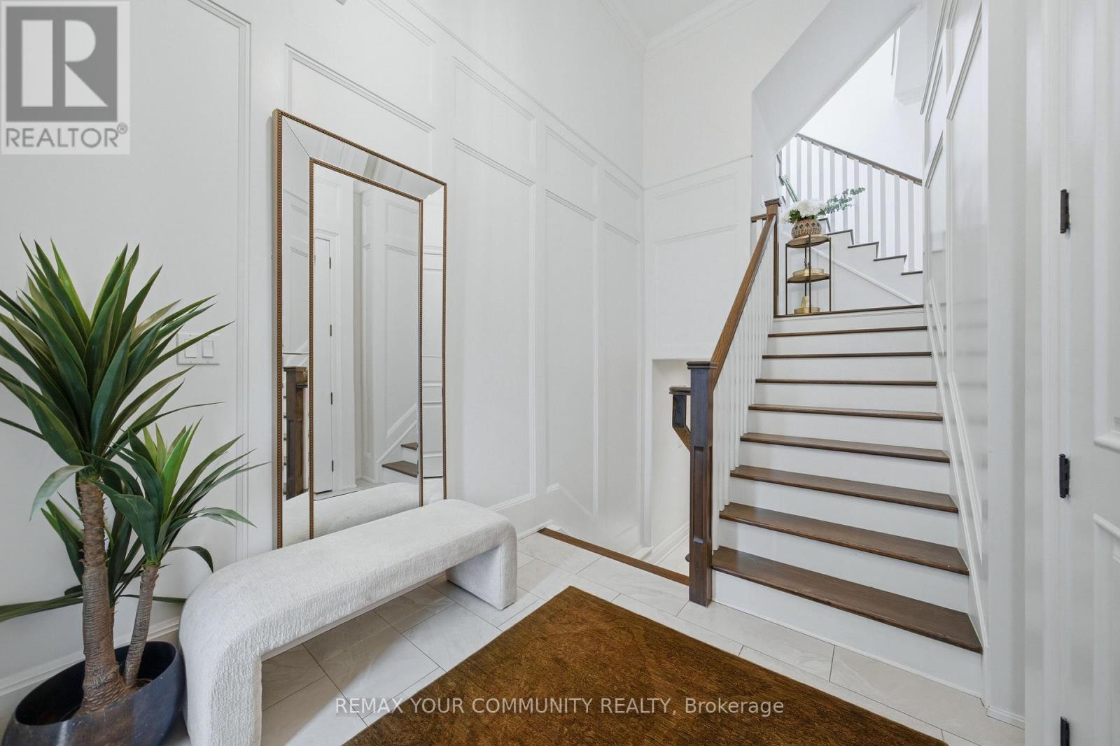 116 Frontenac Avenue, Toronto, Ontario  M5N 1Z8 - Photo 3 - C13022546