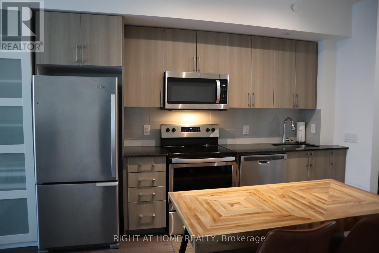 633 - 591 Sheppard Avenue E, Toronto, Ontario  M2K 0G2 - Photo 3 - C13022552