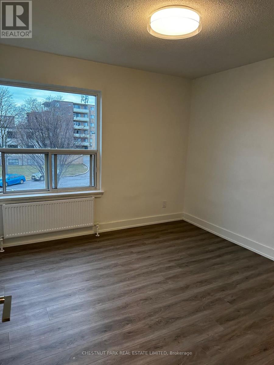 9 - 6 Wingreen Court, Toronto, Ontario  M3B 1B9 - Photo 9 - C13022554