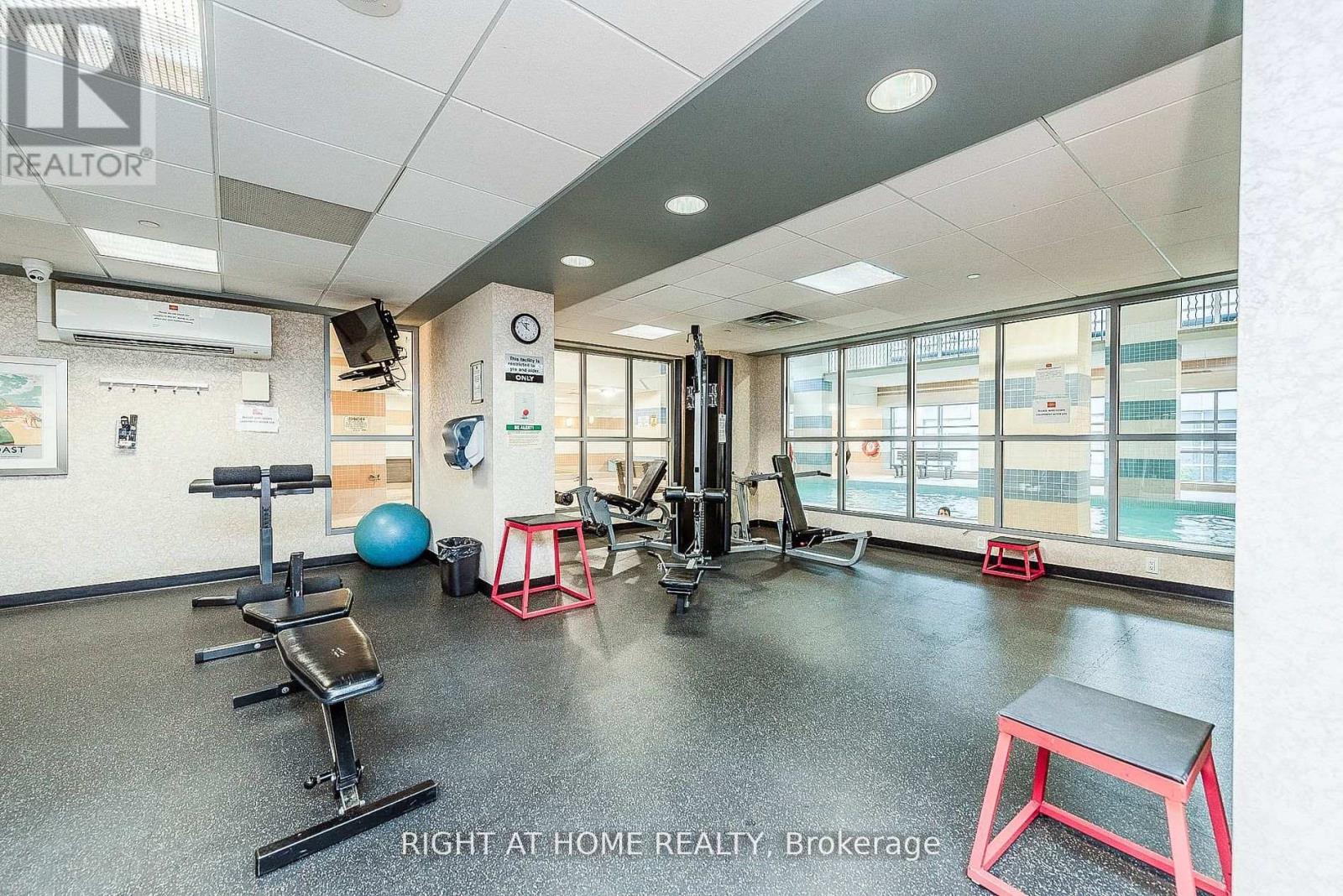 2105 - 4978 Yonge Street, Toronto, Ontario  M2N 7G8 - Photo 11 - C13022566