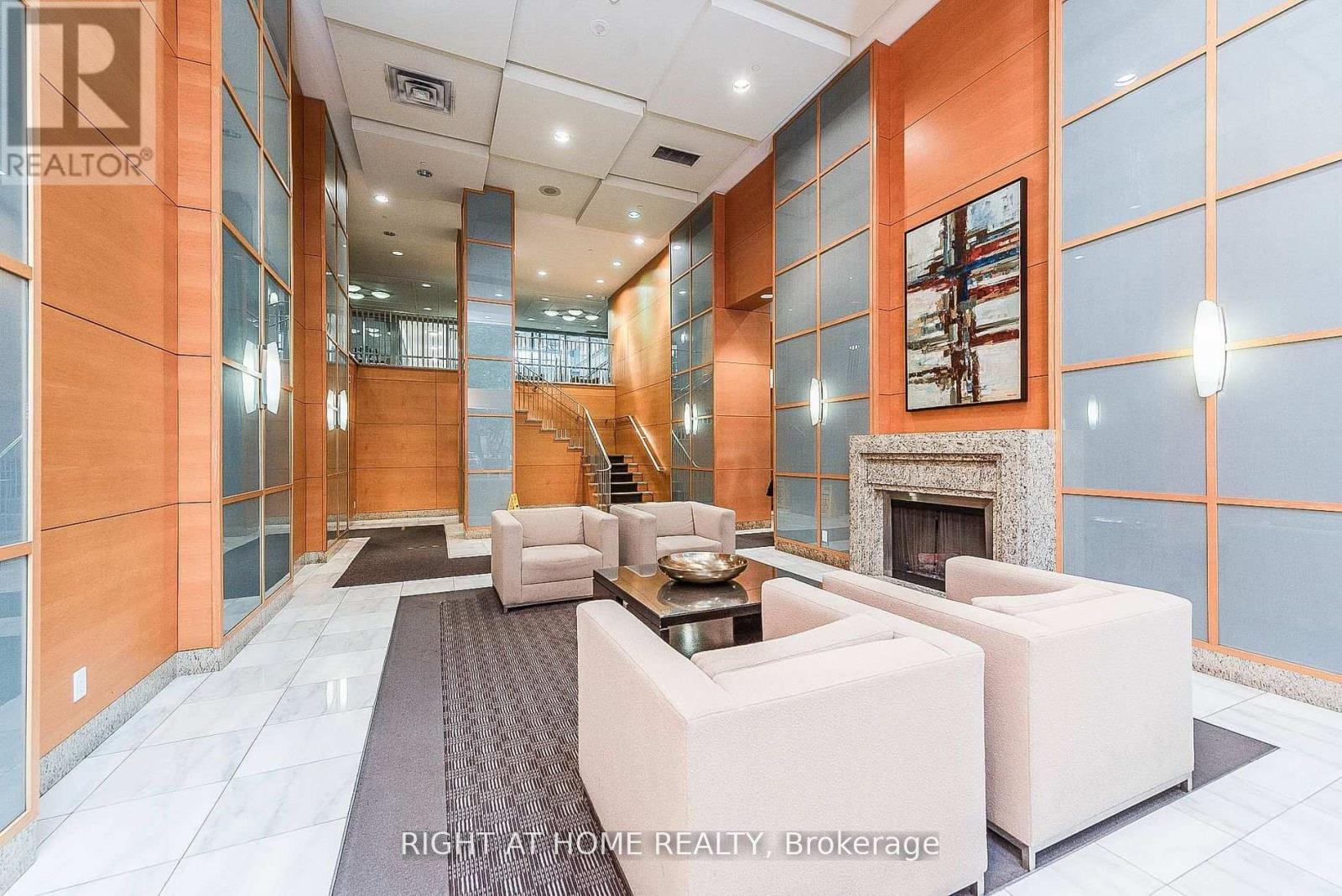 2105 - 4978 Yonge Street, Toronto, Ontario  M2N 7G8 - Photo 3 - C13022566