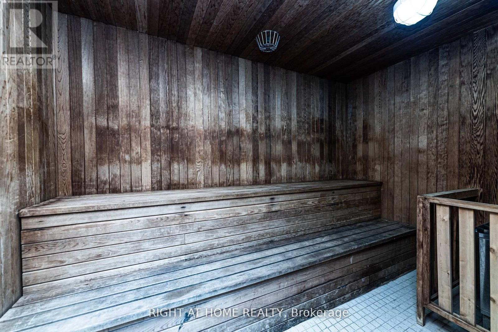 2105 - 4978 Yonge Street, Toronto, Ontario  M2N 7G8 - Photo 9 - C13022566