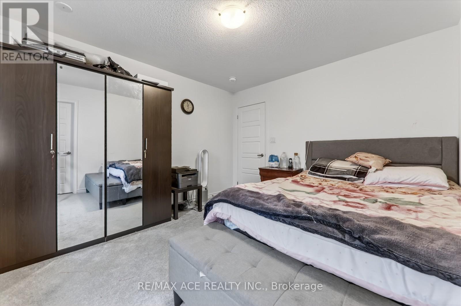 1419 Mockingbird Square, Pickering, Ontario  L1X 0N8 - Photo 23 - E13022514