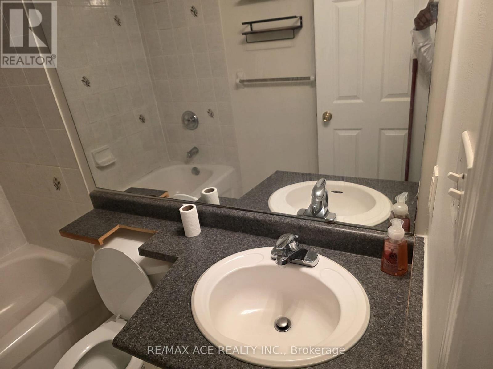 98 - 200 Mclevin Avenue, Toronto, Ontario  M1B 6C9 - Photo 14 - E13022560
