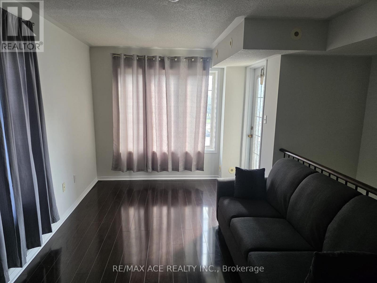 98 - 200 Mclevin Avenue, Toronto, Ontario  M1B 6C9 - Photo 2 - E13022560