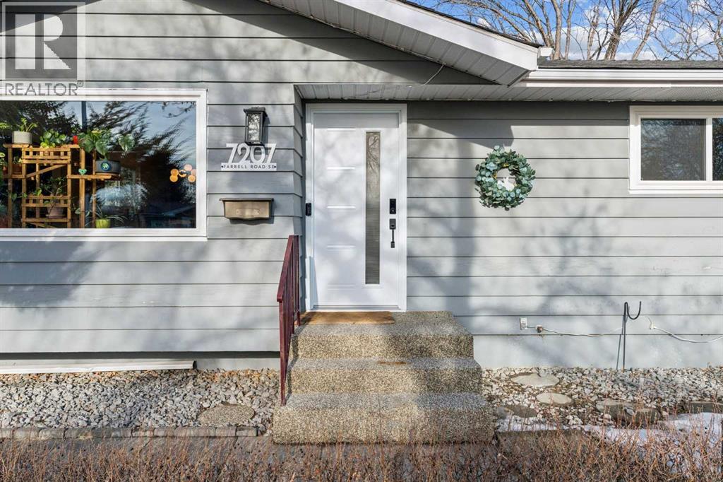 7207 Farrell Road SE, Calgary, Alberta  T2H 0T7 - Photo 3 - A2294068
