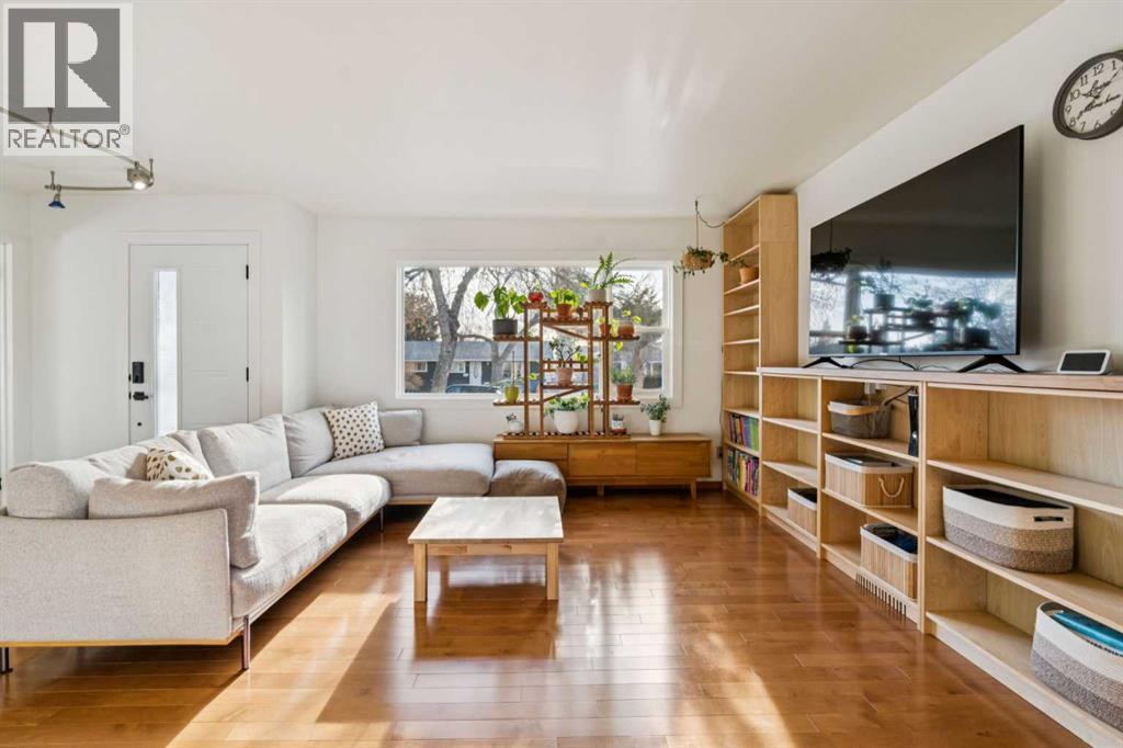 7207 Farrell Road SE, Calgary, Alberta  T2H 0T7 - Photo 6 - A2294068