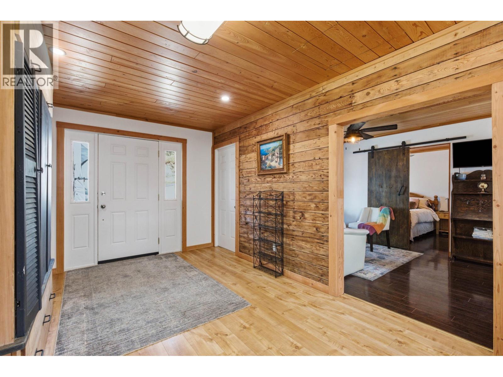 909 Proctor Street, Williams Lake, British Columbia  V2G 2Y5 - Photo 5 - R3087581