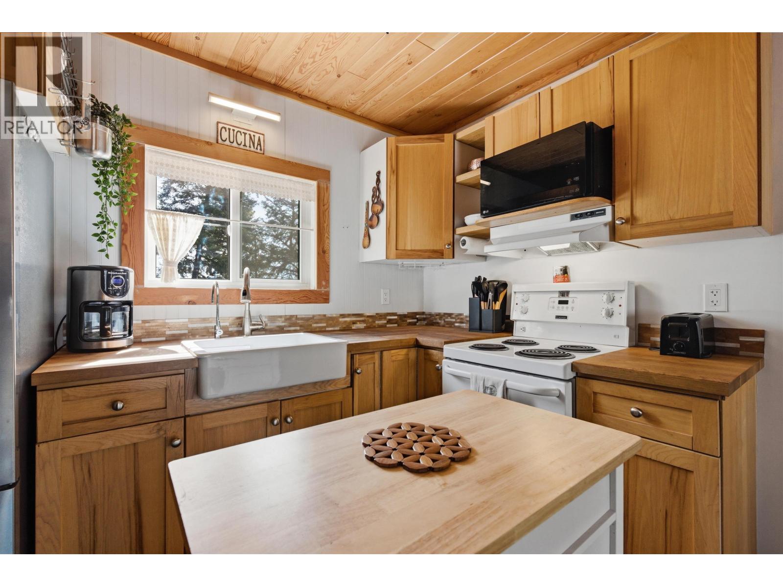 909 Proctor Street, Williams Lake, British Columbia  V2G 2Y5 - Photo 11 - R3087581