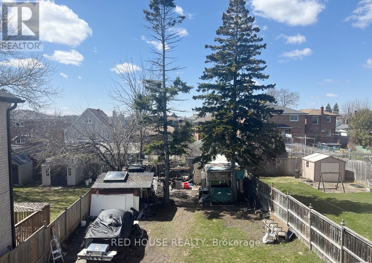 40 North Woodrow Boulevard, Toronto, Ontario  M1K 1W3 - Photo 17 - E12830650