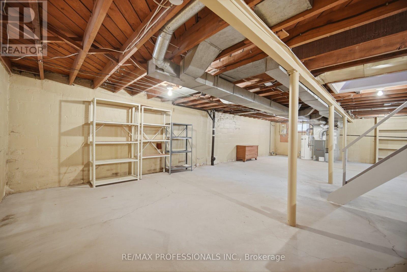 1 Loyalist Road, Toronto, Ontario  M9A 3P2 - Photo 27 - W12944794