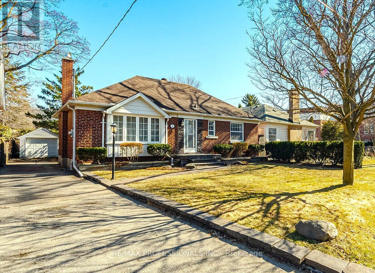 1 LOYALIST ROAD, Toronto, Ontario
