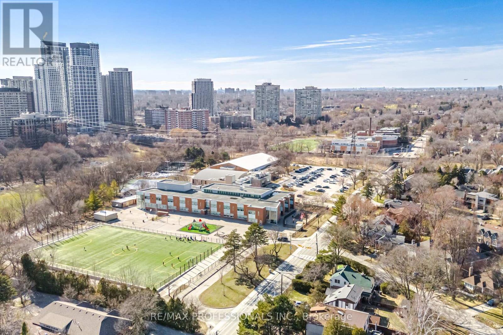 1 Loyalist Road, Toronto, Ontario  M9A 3P2 - Photo 46 - W12944794