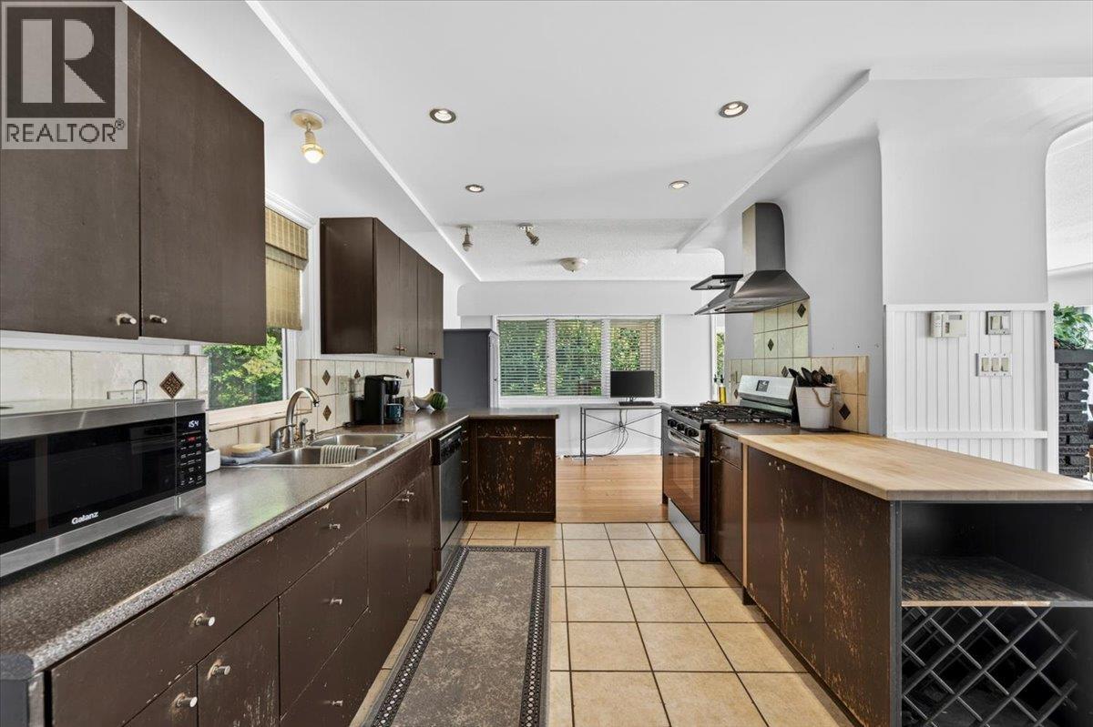 11851 221 Street, Maple Ridge, British Columbia  V2X 5S4 - Photo 20 - R3113422