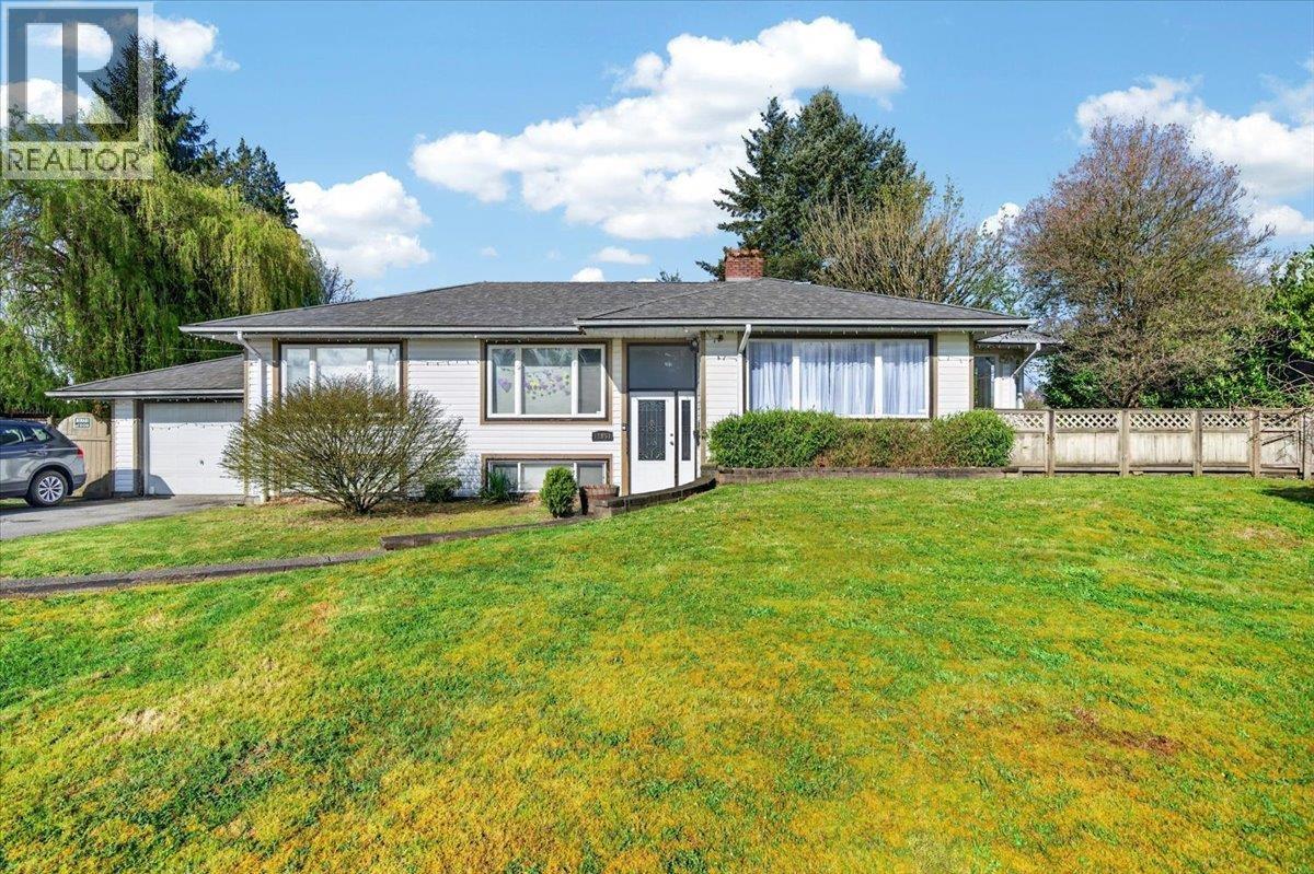 11851 221 Street, Maple Ridge, British Columbia  V2X 5S4 - Photo 1 - R3113422