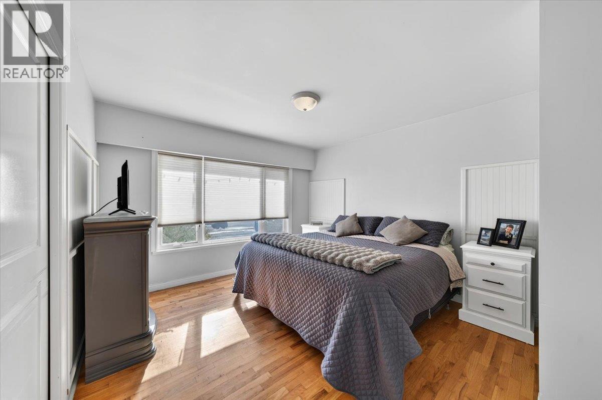 11851 221 Street, Maple Ridge, British Columbia  V2X 5S4 - Photo 23 - R3113422