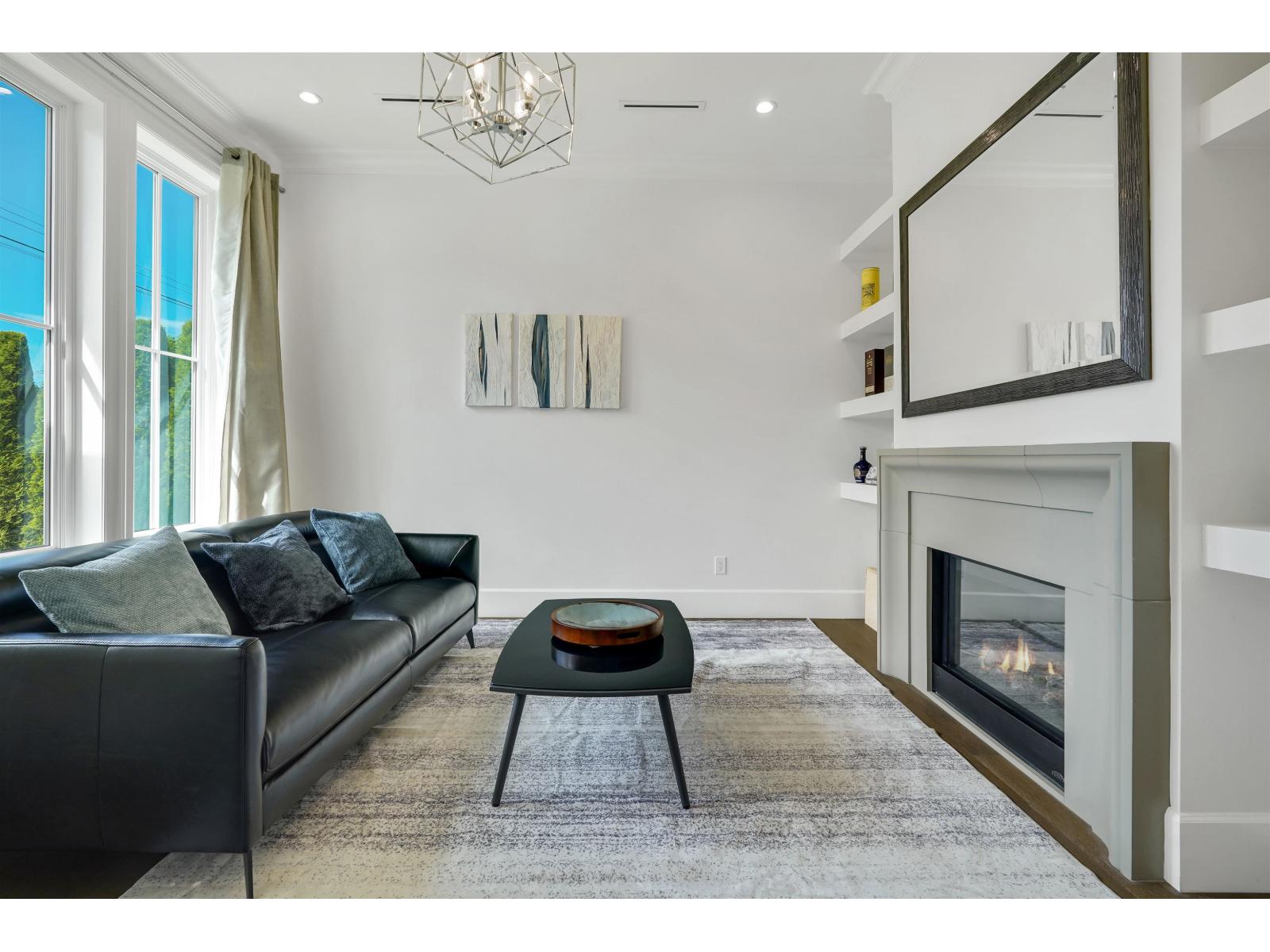 13171 15a Avenue, Surrey, British Columbia  V4A 1M4 - Photo 4 - R3113702