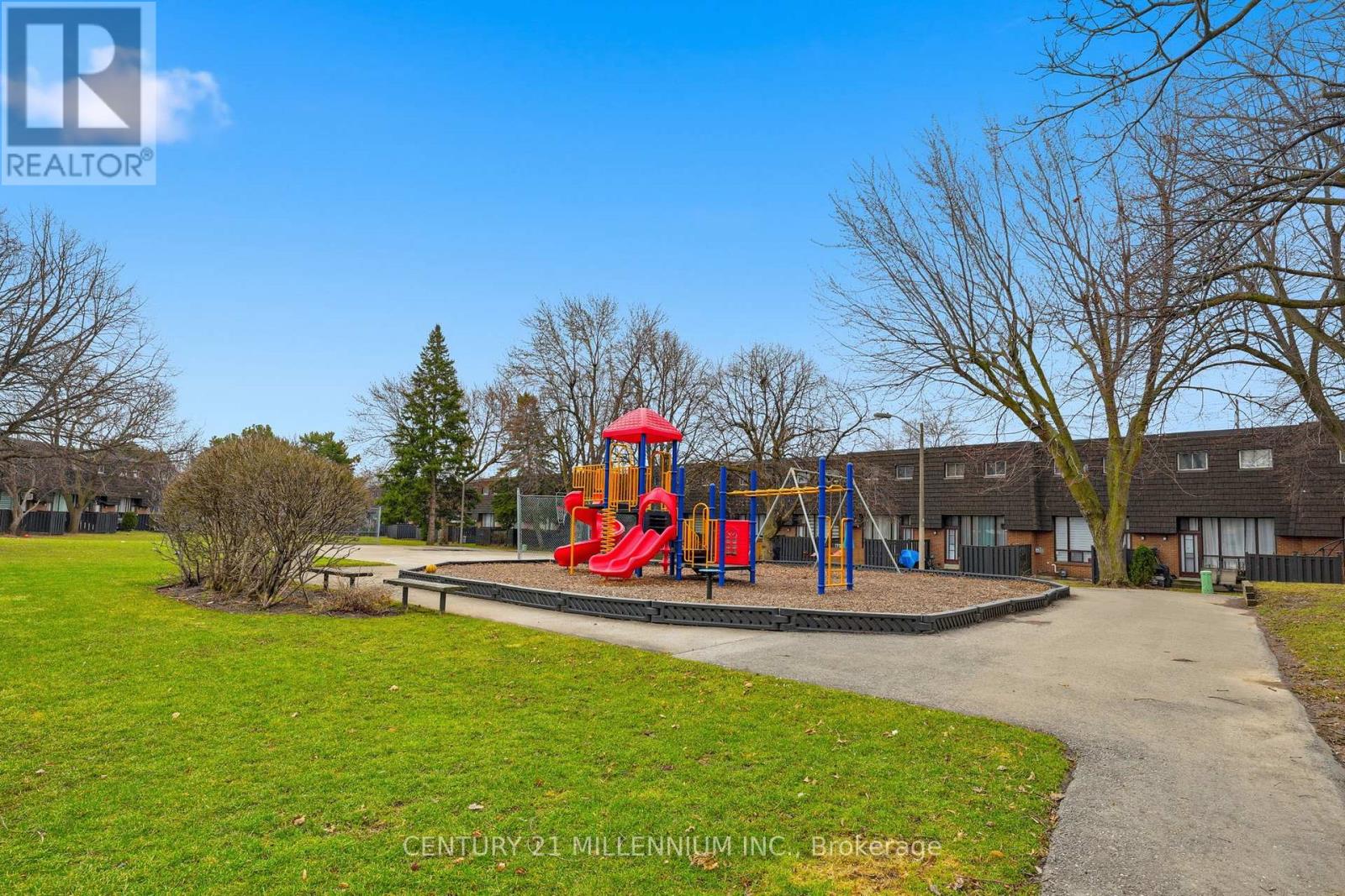 107 Darras Court, Brampton, Ontario  L6T 1W7 - Photo 25 - W13022516