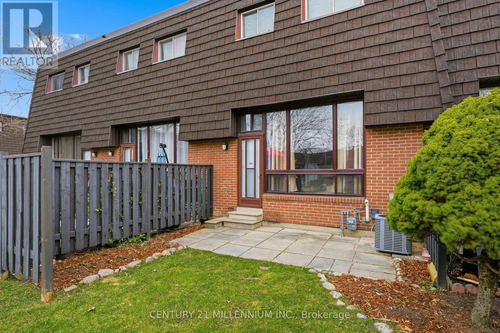 107 Darras Court, Brampton, Ontario  L6T 1W7 - Photo 26 - W13022516