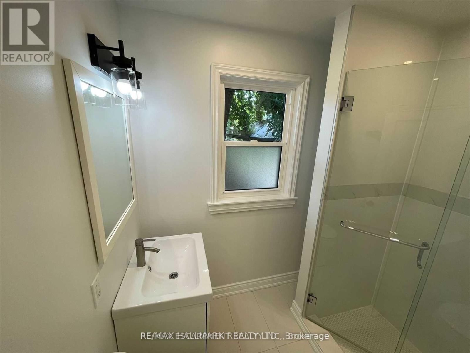 Main - 4328 New Street, Burlington, Ontario  L7L 1T5 - Photo 15 - W13022536