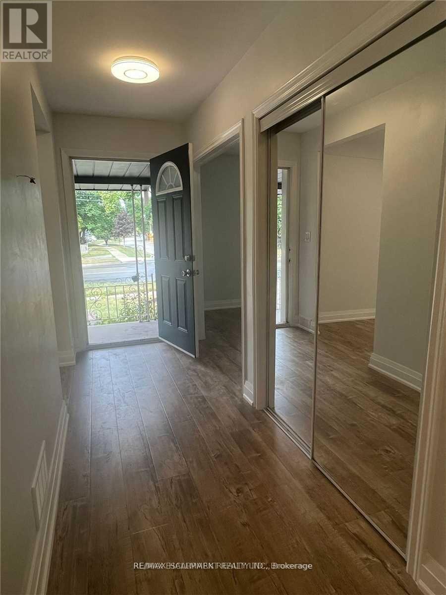 Main - 4328 New Street, Burlington, Ontario  L7L 1T5 - Photo 4 - W13022536