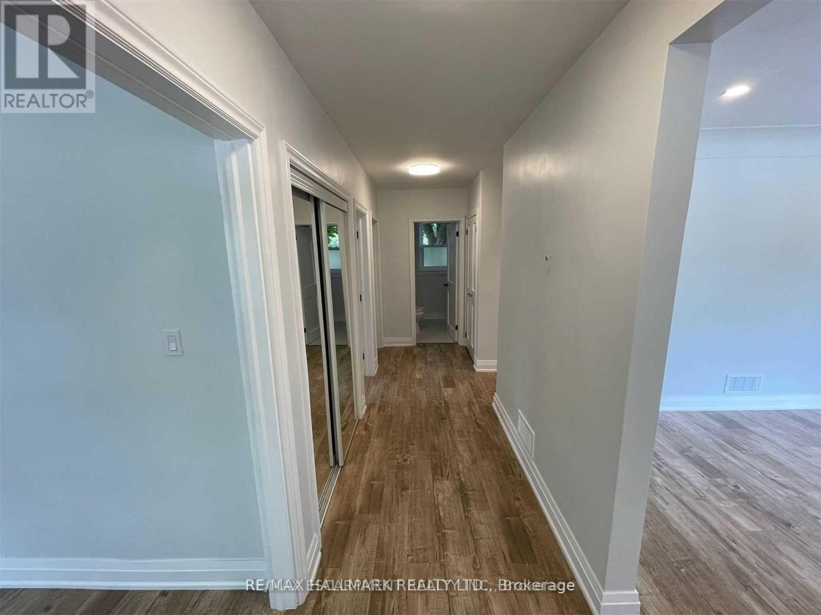 Main - 4328 New Street, Burlington, Ontario  L7L 1T5 - Photo 5 - W13022536