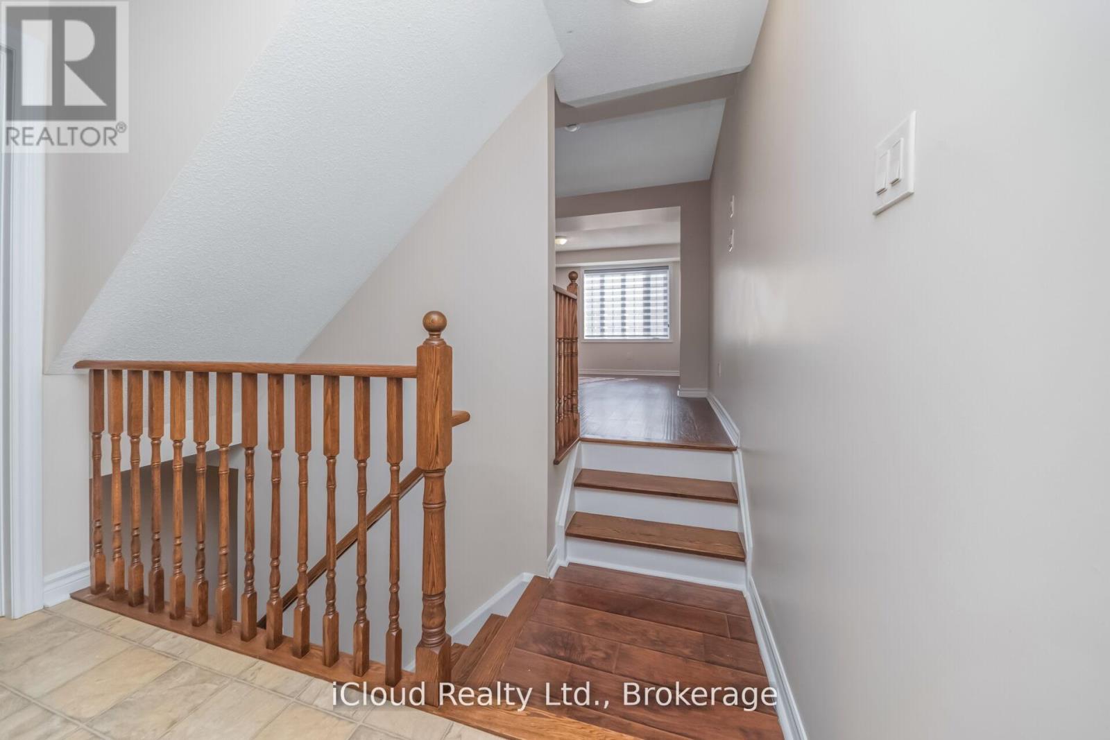 63 Spadina Road, Brampton, Ontario  L6X 4X6 - Photo 14 - W13022538
