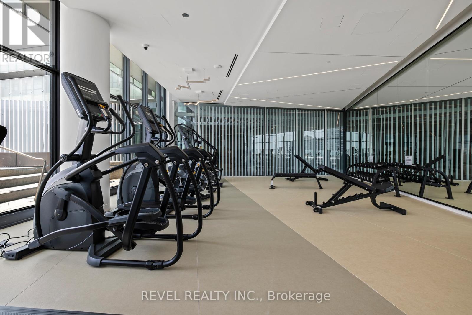 2408 - 3900 Confederation Parkway, Mississauga, Ontario  L5B 0M3 - Photo 18 - W13022548