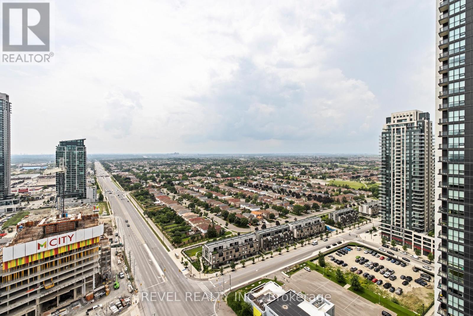 2408 - 3900 Confederation Parkway, Mississauga, Ontario  L5B 0M3 - Photo 25 - W13022548