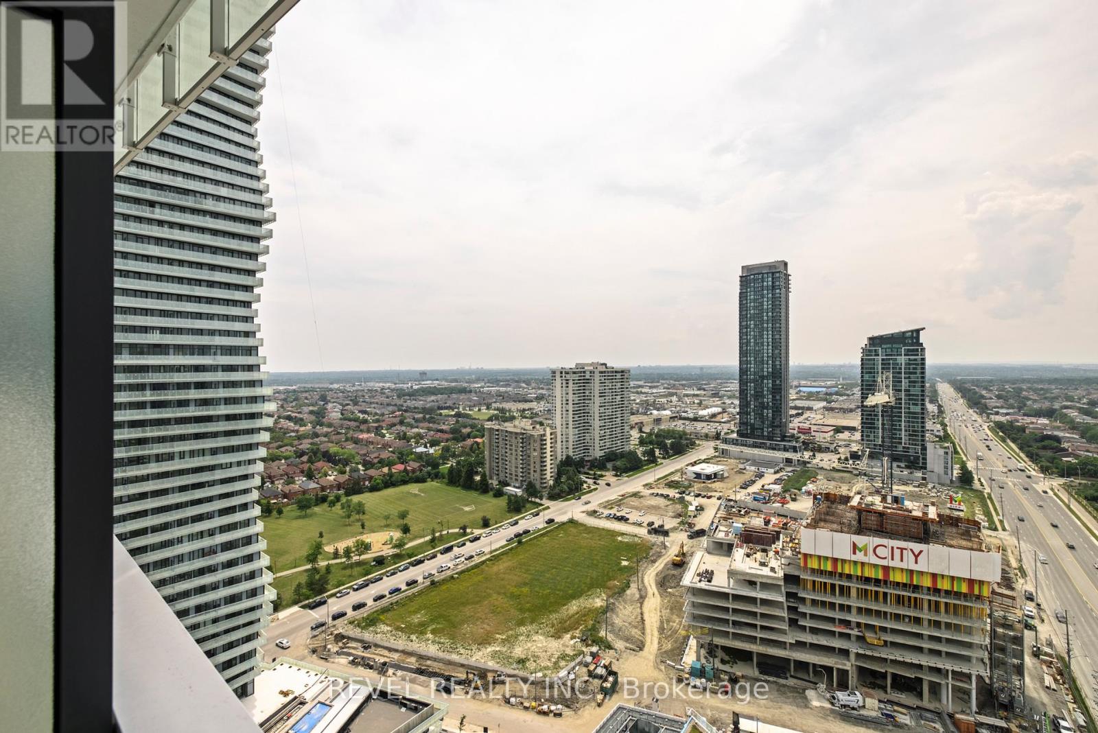 2408 - 3900 Confederation Parkway, Mississauga, Ontario  L5B 0M3 - Photo 26 - W13022548