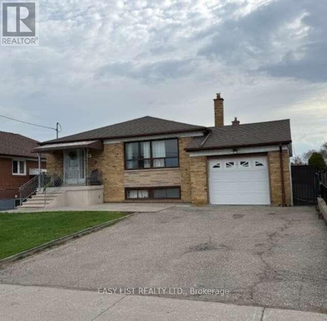 49 Blaydon Avenue, Toronto, Ontario  M3M 2E3 - Photo 2 - W13022556