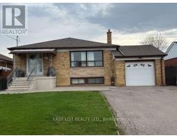 49 BLAYDON AVENUE, Toronto, Ontario