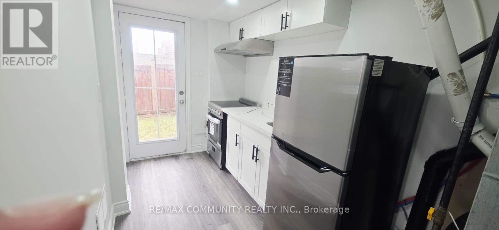 Lower - 50 Rockman Crescent, Brampton, Ontario  L7A 4B4 - Photo 3 - W13022572