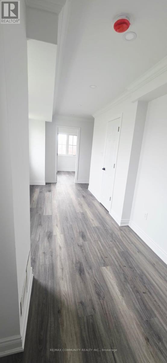 Lower - 50 Rockman Crescent, Brampton, Ontario  L7A 4B4 - Photo 7 - W13022572