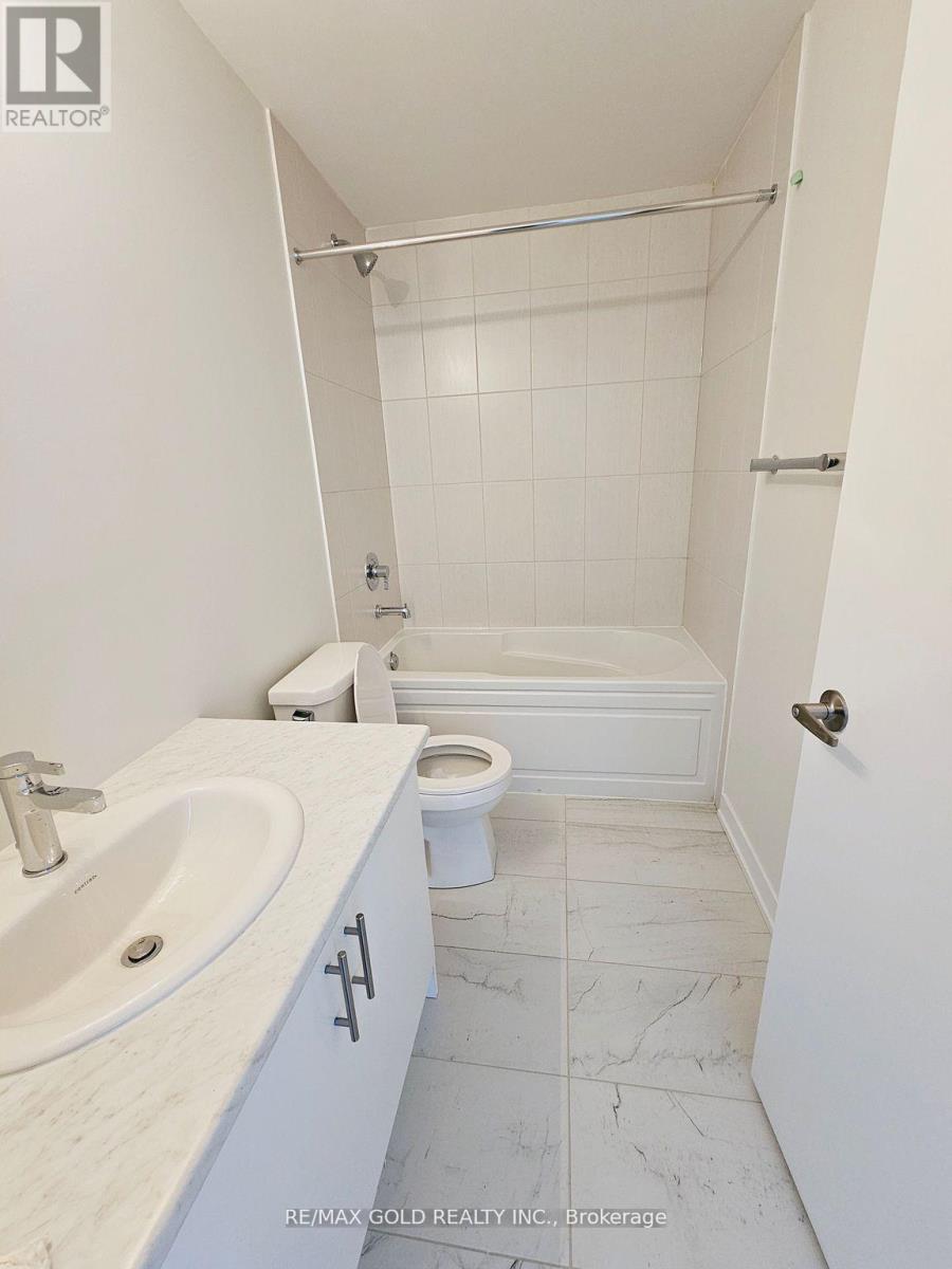 411 - 3401 Ridgeway Drive, Mississauga, Ontario  L5L 0B9 - Photo 9 - W13022574