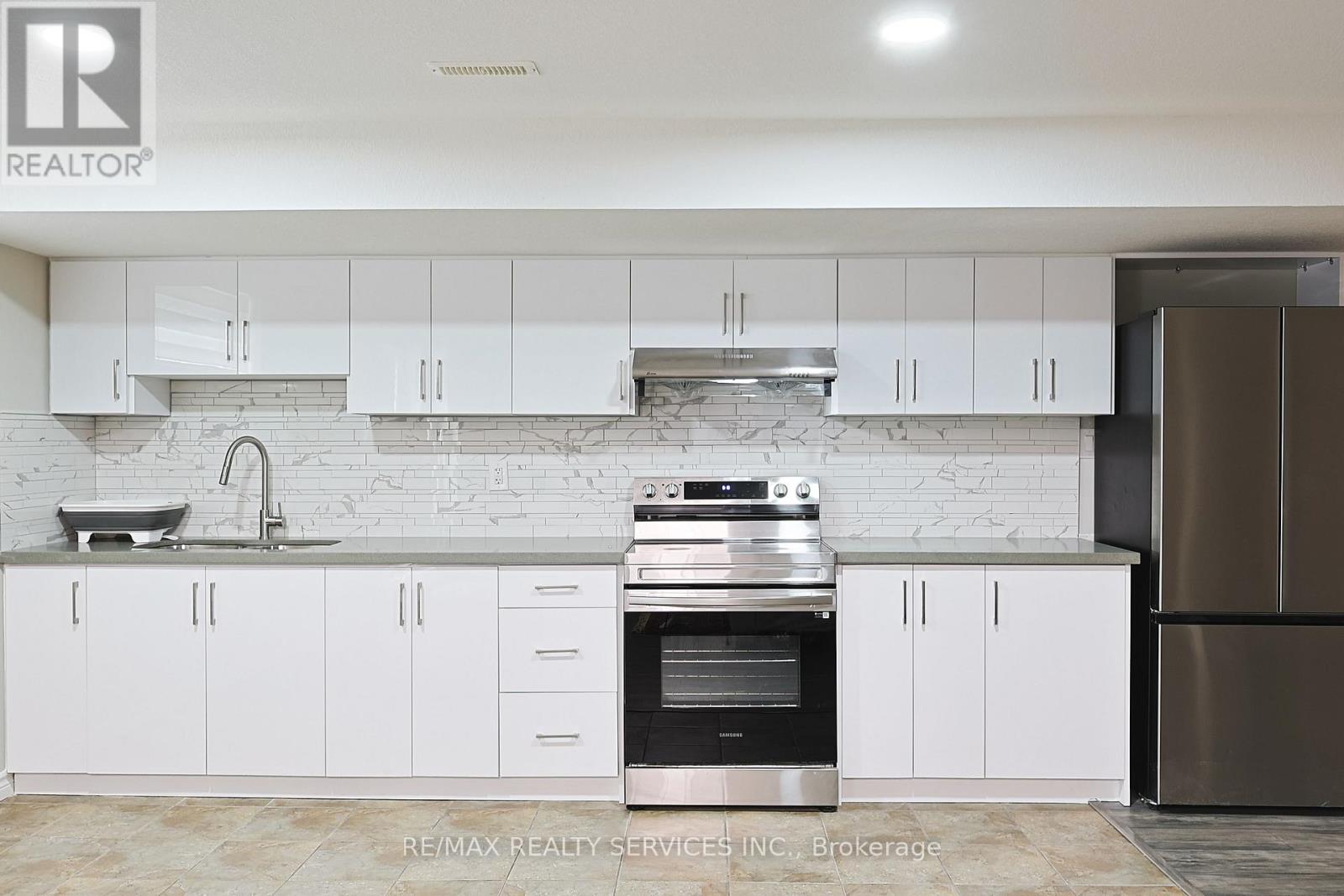 Bsmt - 49 Woodhatch Crescent, Ingersoll, Ontario  N5C 0A3 - Photo 8 - X13022502