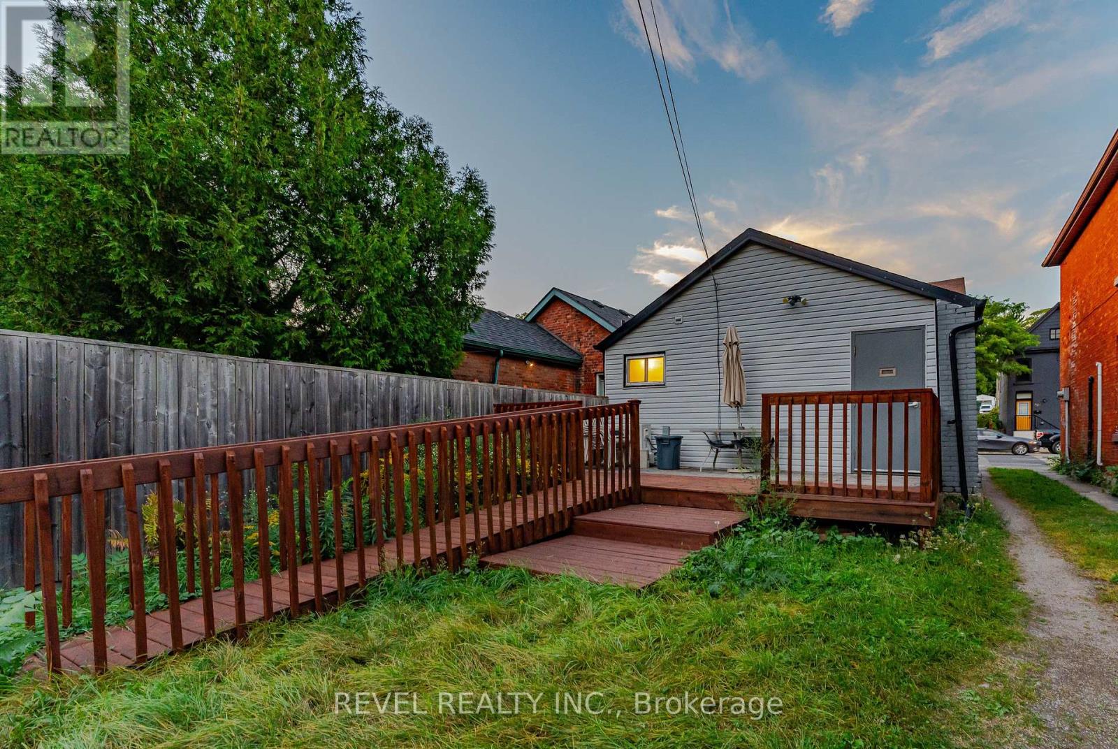 329 Main Street W, Hamilton, Ontario  L8P 1K1 - Photo 27 - X13022506