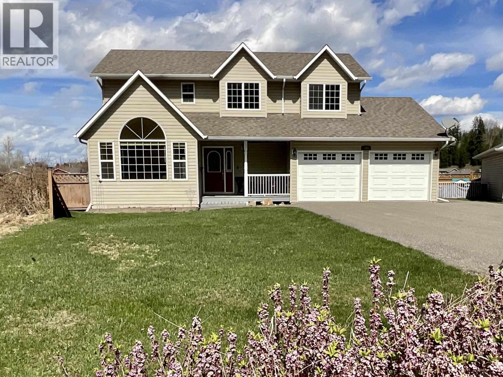 160 Lowe Street, Quesnel, British Columbia  V2J 5T4 - Photo 1 - R3113064